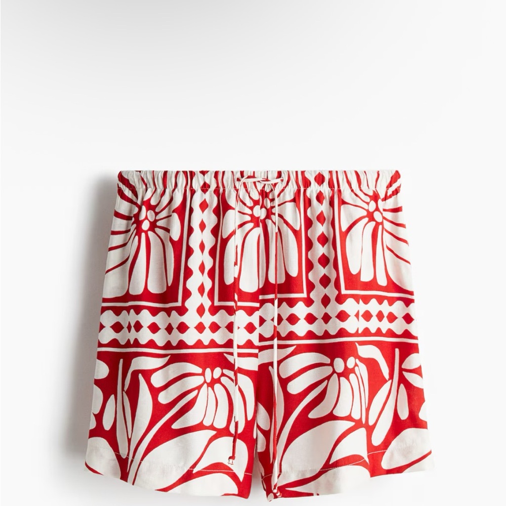 H&M Red and White Patterned High Waist Shorts